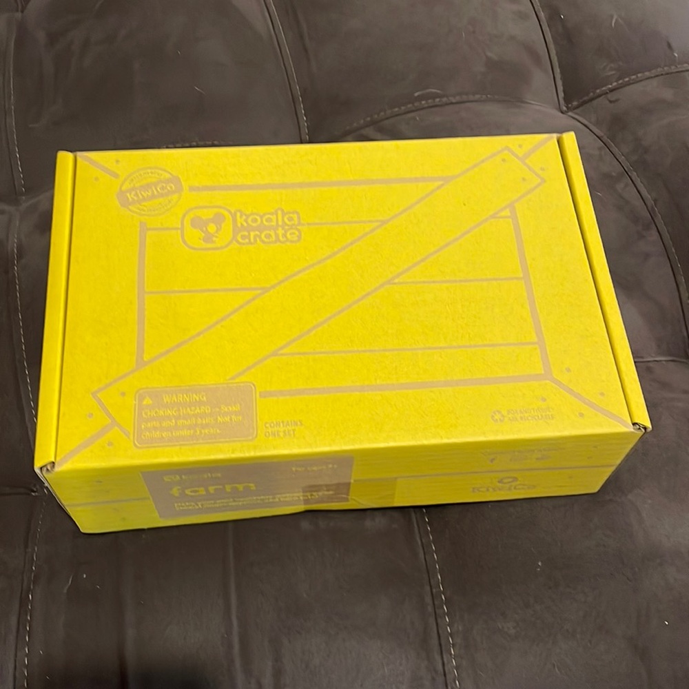 KiwiCo farm box
